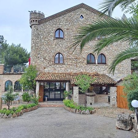 Hotel Lo Smeraldo Roccavivara Exteriör bild