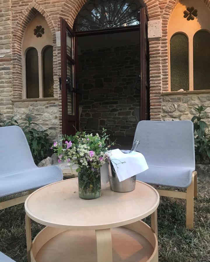 Hotel Lo Smeraldo Roccavivara Exteriör bild